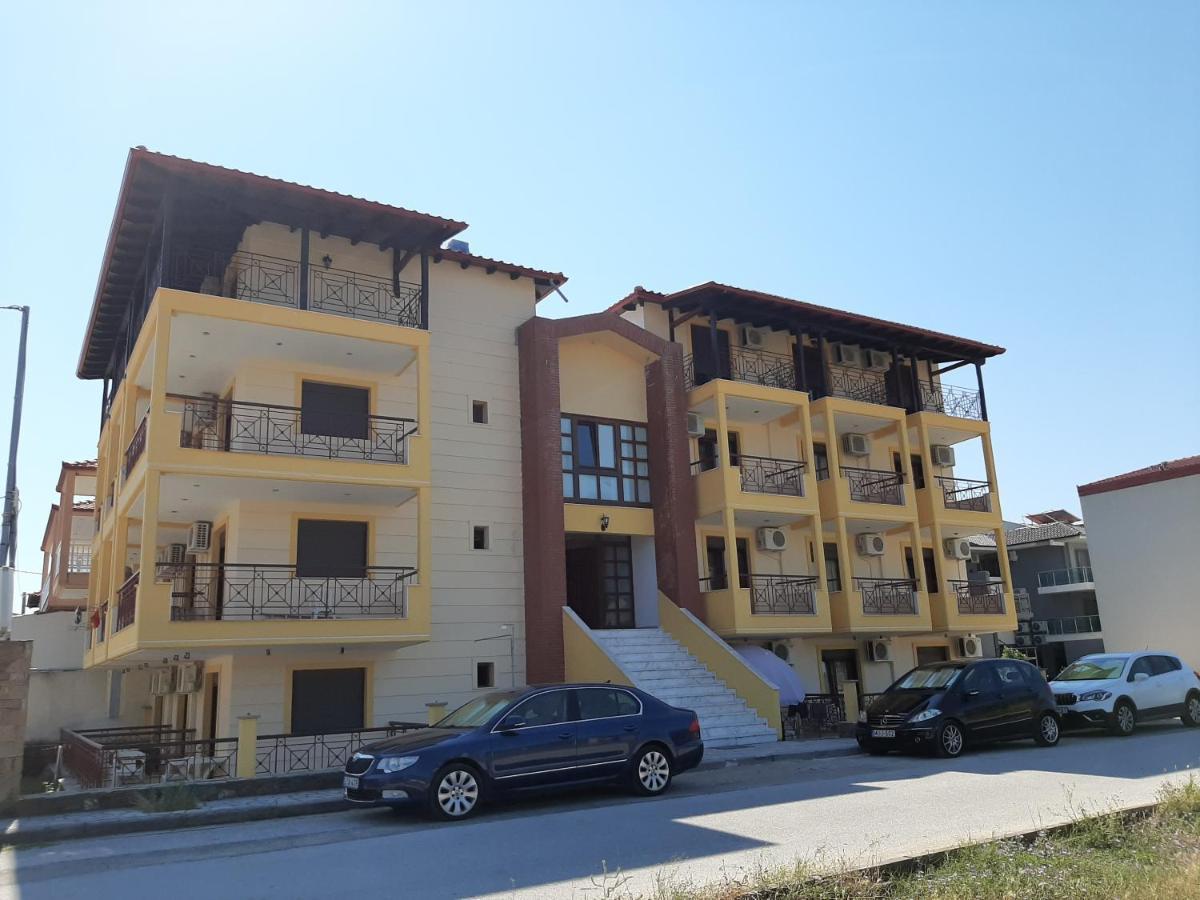 Hotel Kosmas Sárti Exterior foto