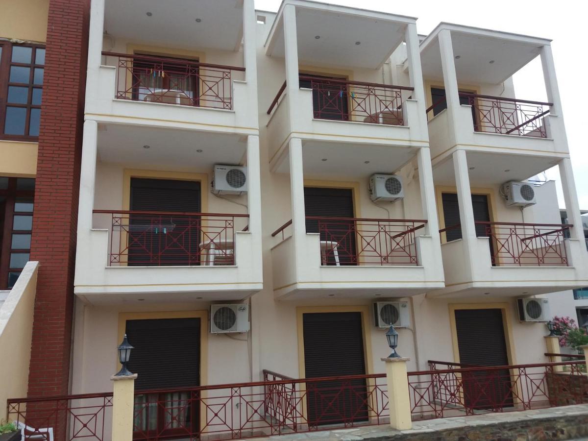 Hotel Kosmas Sárti Exterior foto