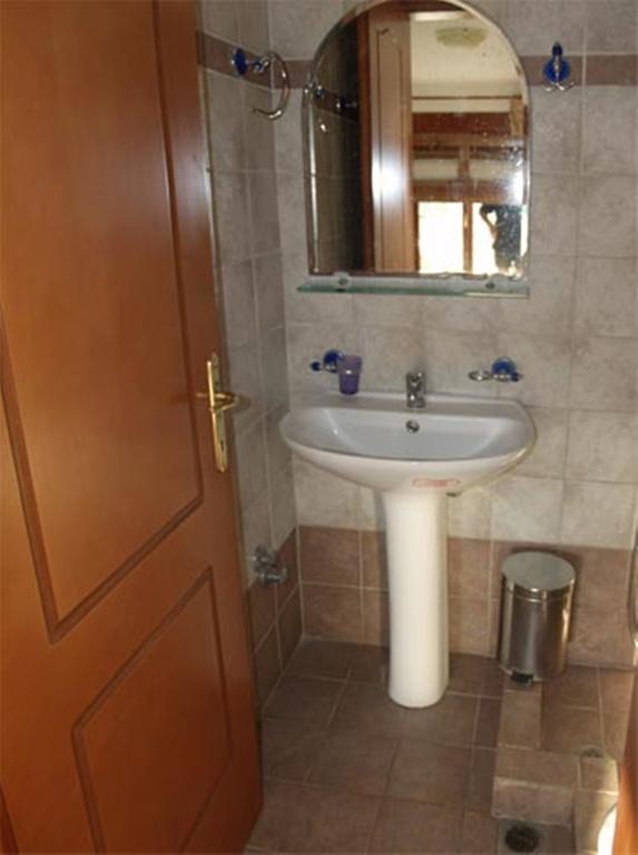 Hotel Kosmas Sárti Quarto foto